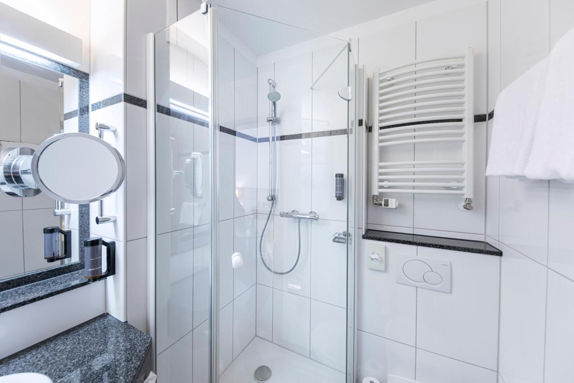 Roomingtons Hotel Lohr Dış mekan fotoğraf